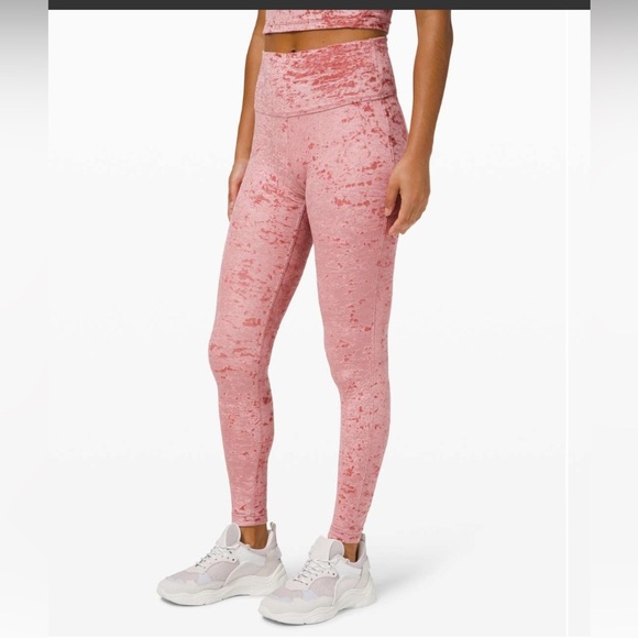 LULULEMON- Wunder Lounge High-Rise Tight 28" Crushed Velvet Soft Cranberry - Picture 1 of 6